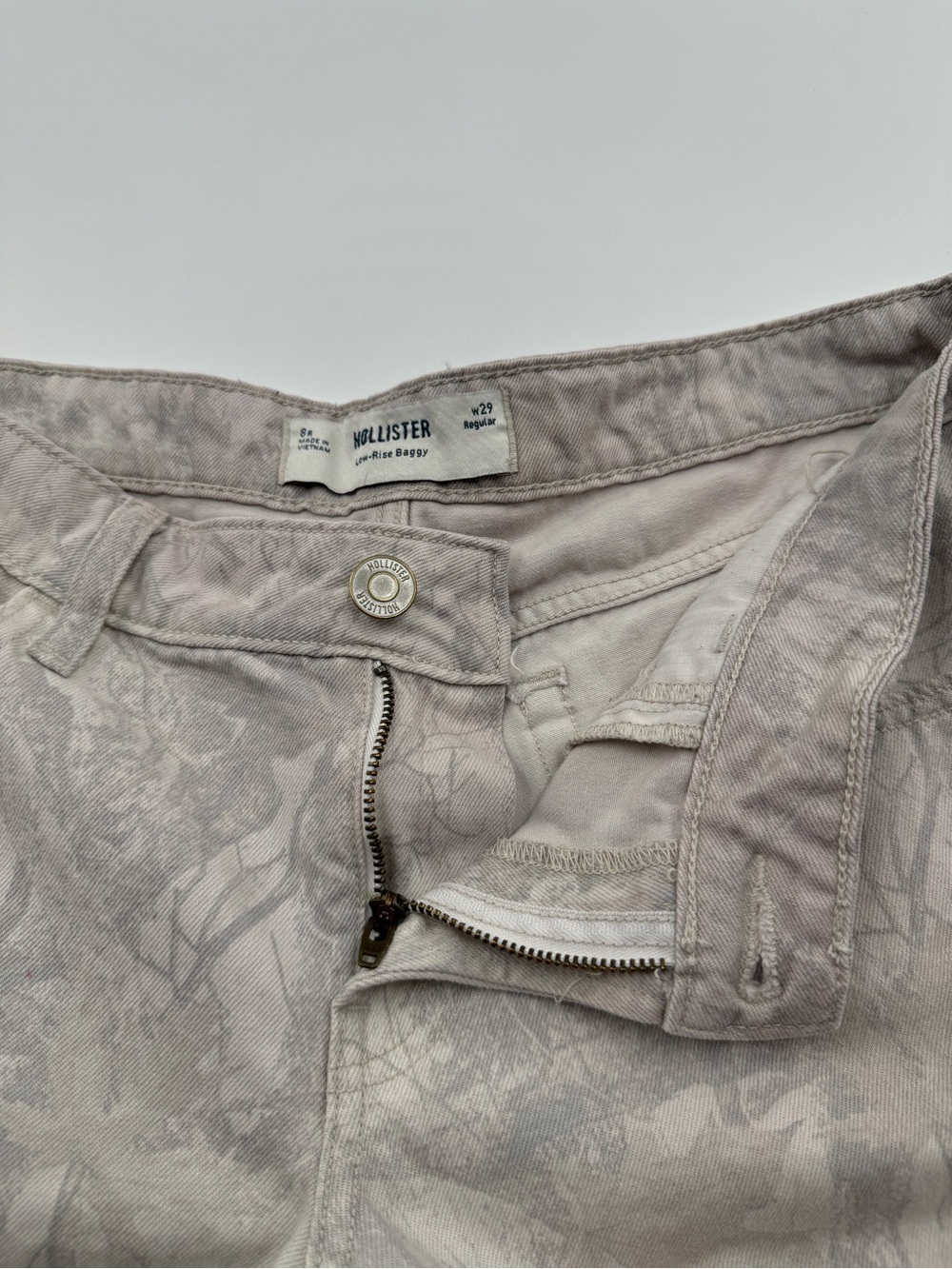 Hollister Low Rise Baggy Camo Print Jeans Women's Size 8 - Picture 9 of 9